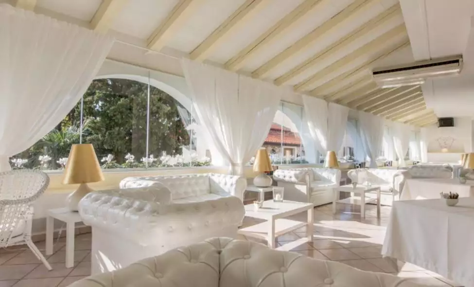Hotels 1067m² in Croatia, Umag. Priced at 2800000€ rent photo-2
