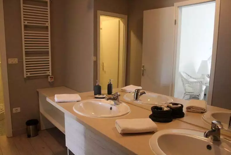 Hotels 1067m² in Croatia, Umag. Priced at 2800000€ rent photo-13