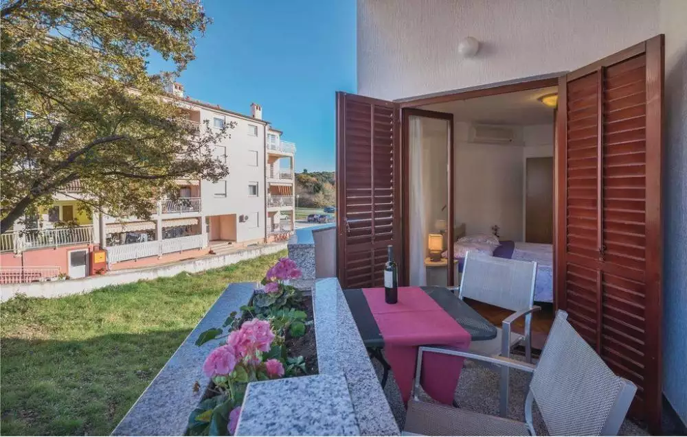 Villa 565m² in Croatia, Pula. Priced at 1350000€ rent photo-7