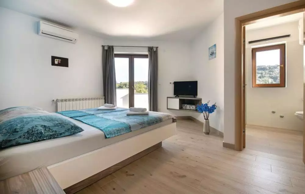 Villa 565m² in Croatia, Pula. Priced at 1350000€ rent photo-22