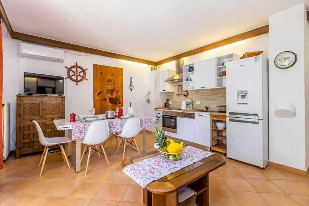 Hotels 282m² in Croatia, Krka. Priced at 623000€ rent photo-13