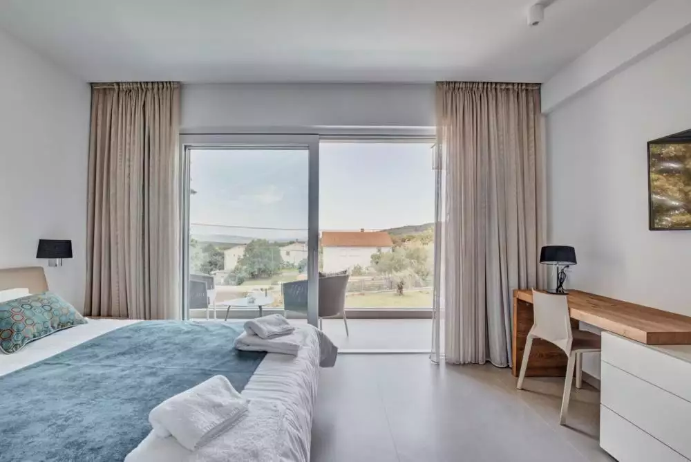 Villa 293m² in Croatia, Krka. Priced at 1250000€ rent photo-6