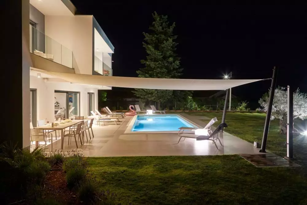 Villa 293m² in Croatia, Krka. Priced at 1250000€ rent photo-18