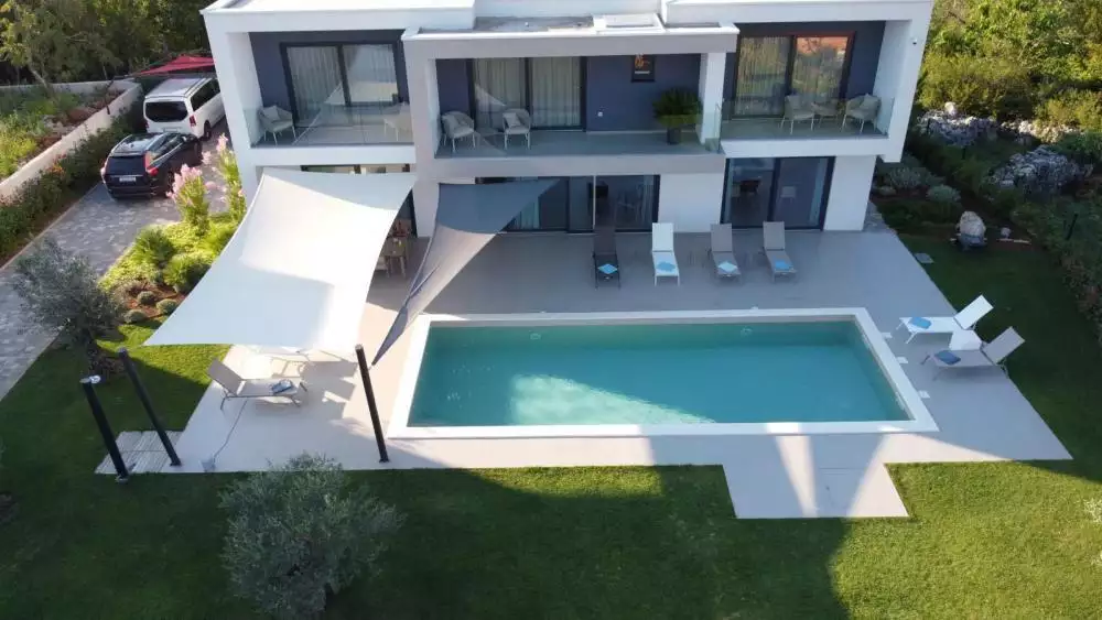 Villa 293m² in Croatia, Krka. Priced at 1250000€ rent photo-19