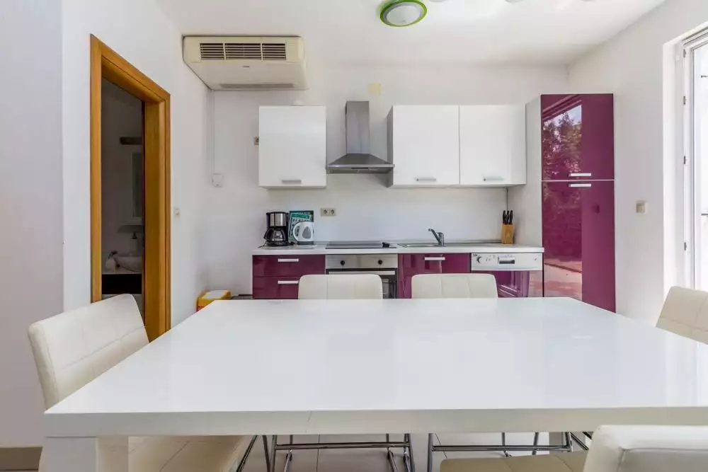 Villa 200m² in Croatia, Krka. Priced at 1280000€ rent photo-7