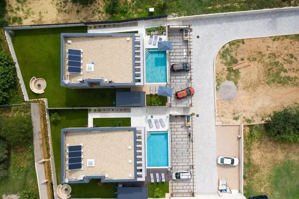 Villa 280m² in Croatia, Krka. Priced at 2000000€ rent photo-3
