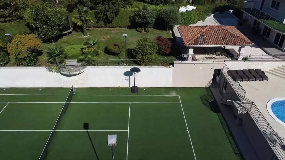 Villa 400m² in Croatia, Pobri. Priced at 1250000€ rent photo-8