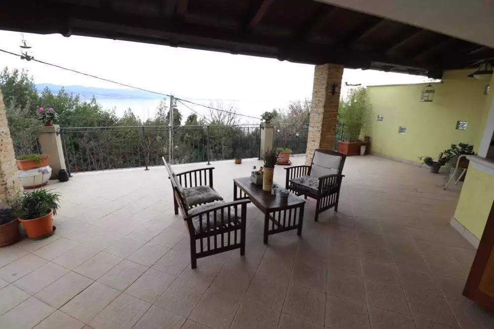 Villa 250m² in Croatia, Opatija. Priced at 1050000€ rent photo-13