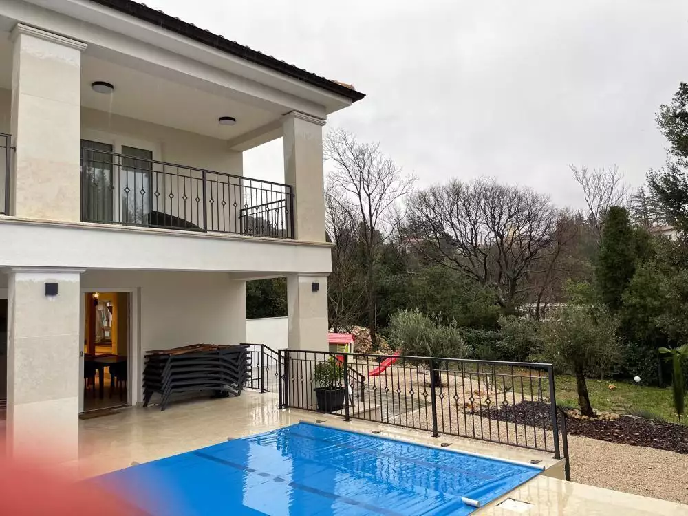 Villa 200m² in Croatia, Krka. Priced at 1250000€ rent photo-16
