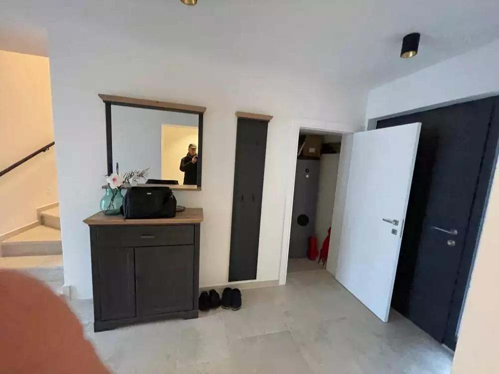 Villa 200m² in Croatia, Krka. Priced at 1250000€ rent photo-17