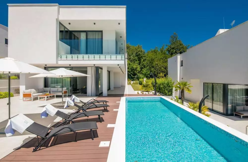 Villa 309m² in Croatia, Veprinac. Priced at 1470000€ rent photo-4