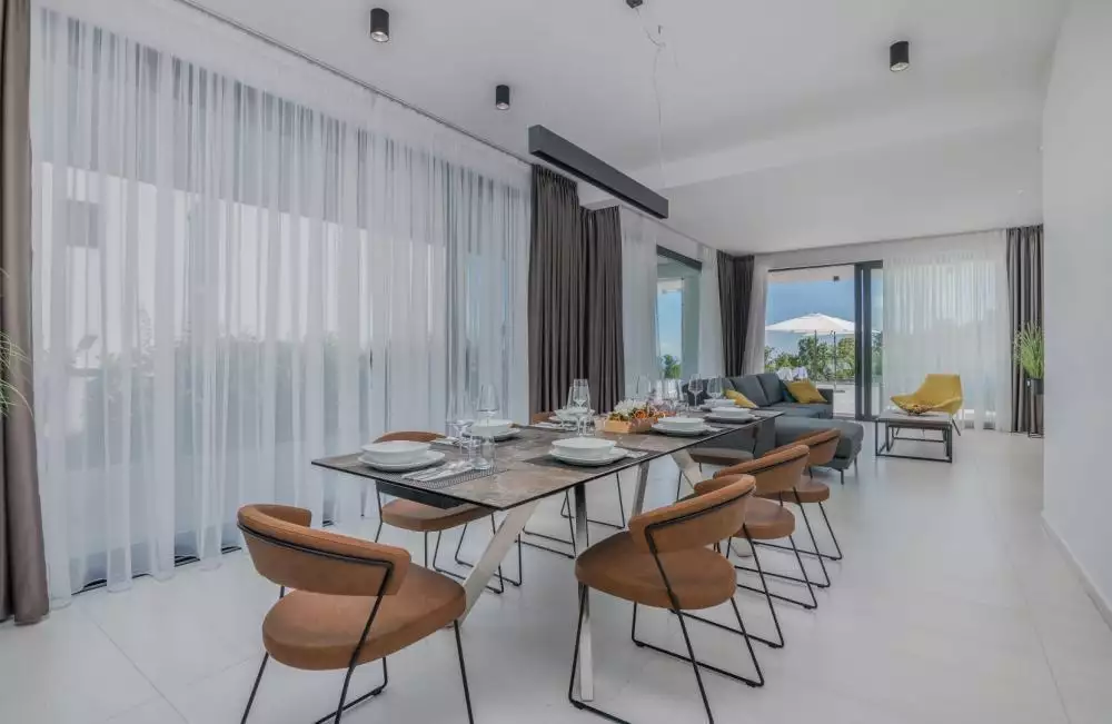 Villa 309m² in Croatia, Veprinac. Priced at 1470000€ rent photo-6