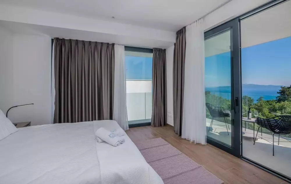 Villa 309m² in Croatia, Veprinac. Priced at 1470000€ rent photo-16