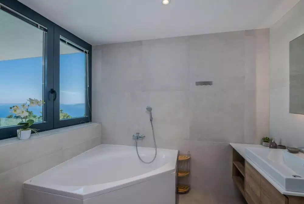 Villa 309m² in Croatia, Veprinac. Priced at 1470000€ rent photo-19