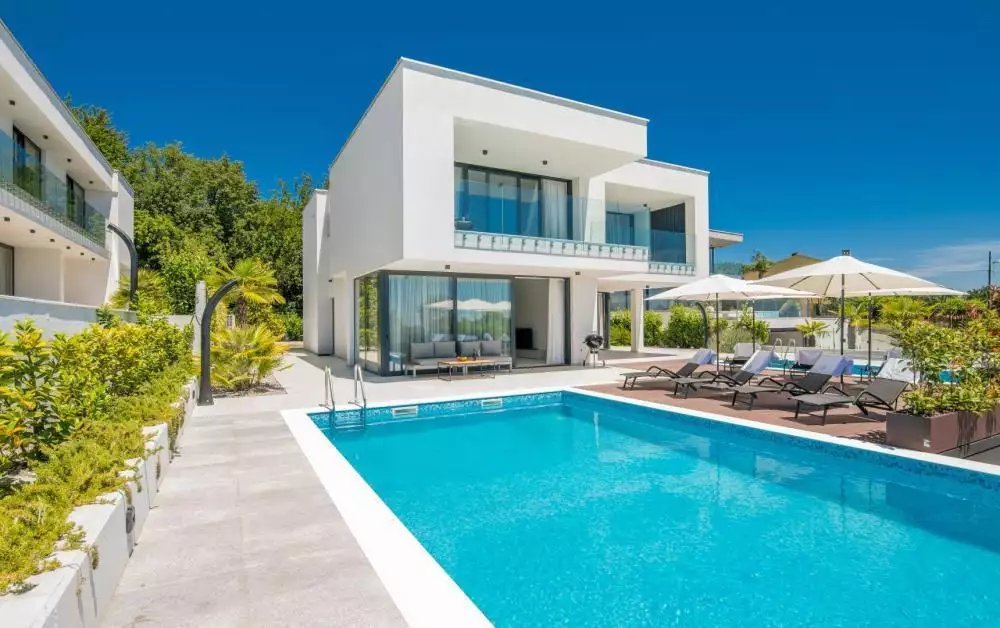 Villa 269m² in Croatia, Veprinac. Priced at 990000€ rent photo-5