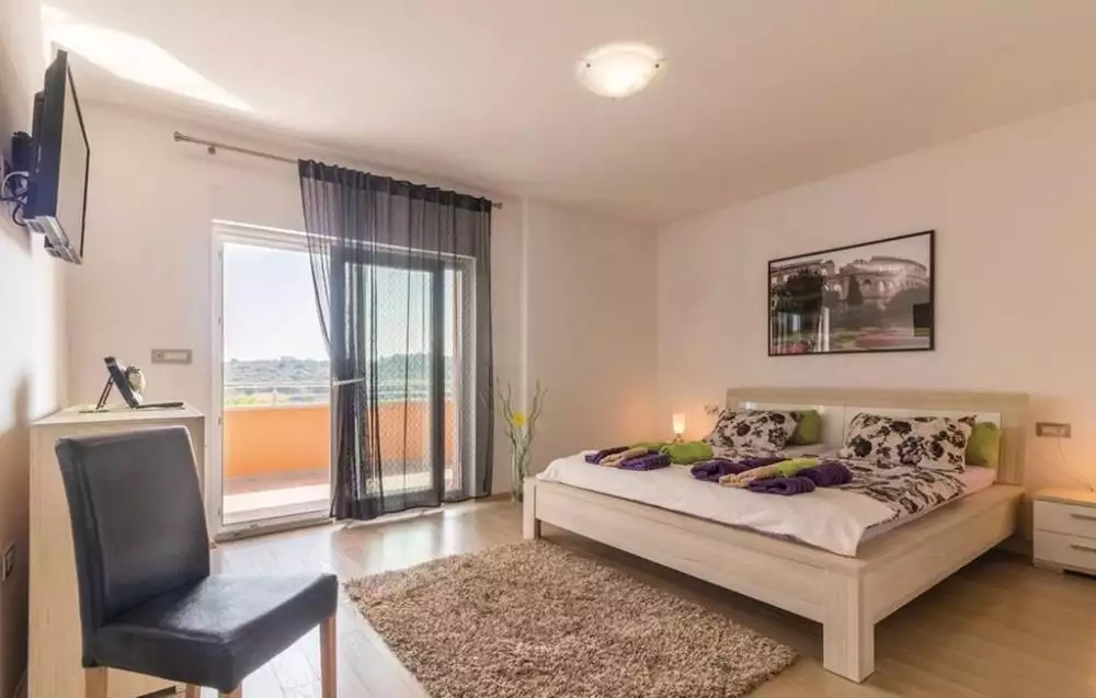 Villa 460m² in Croatia, Pula. Priced at 1500000€ rent photo-15