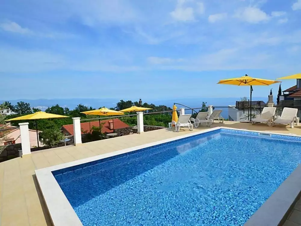 Hotels 1000m² in Croatia, Veprinac. Priced at 1400000€ rent photo-2