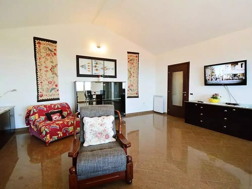 Hotels 1000m² in Croatia, Veprinac. Priced at 1400000€ rent photo-9