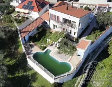 Buy in Montenegro for 500000€