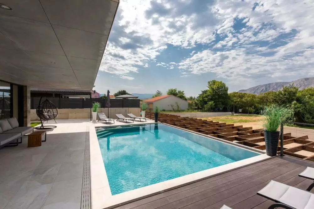 Villa 280m² in Croatia, Krka. Priced at 2100000€ rent photo-4