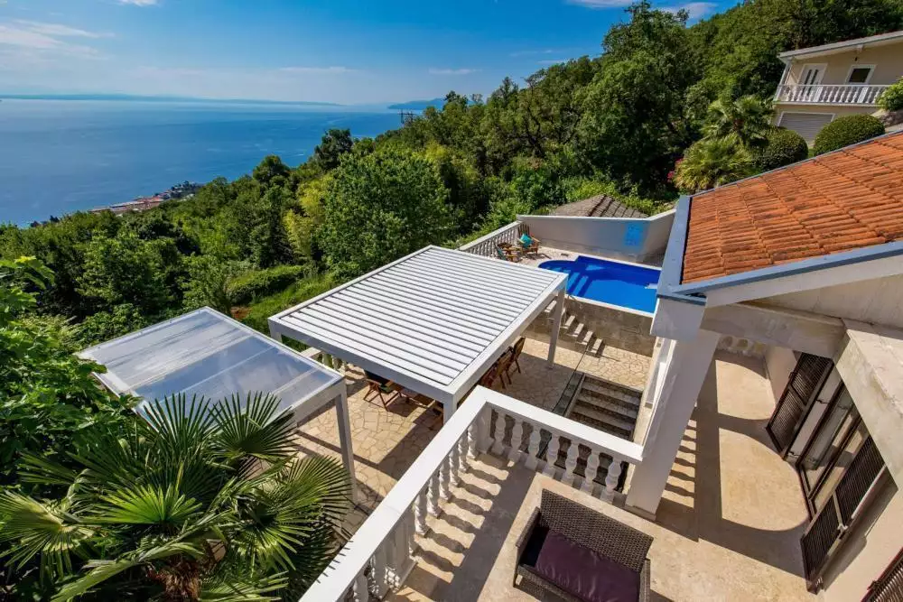 Villa 430m² in Croatia, Matulji. Priced at 892300€ rent photo-7