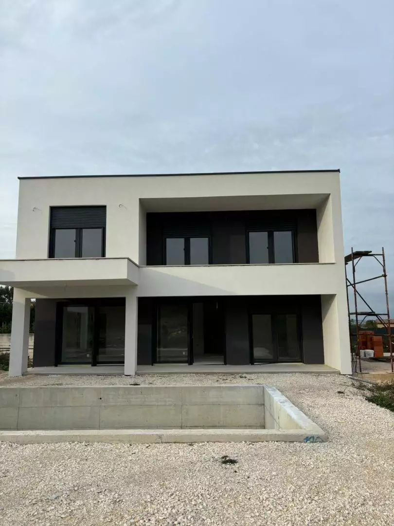 Villa 188m² in Croatia, Labin. Priced at 630000€ rent photo-4