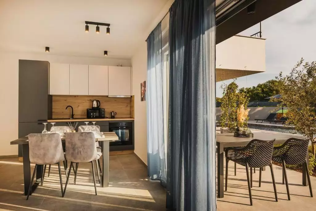Villa 303m² in Croatia, Umag. Priced at 934000€ rent photo-16