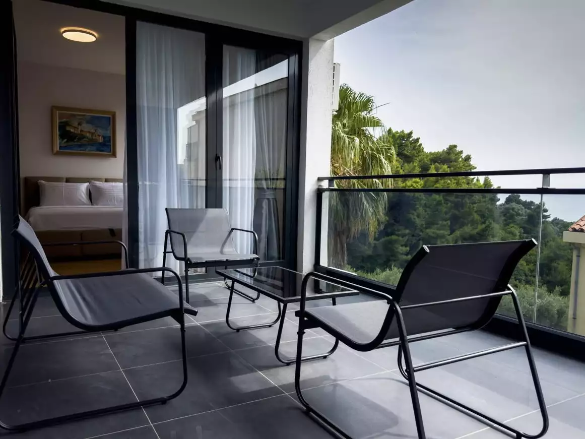 Flat 67m² in Montenegro, Sveti-Stefan. Priced at 250000€ rent photo-32