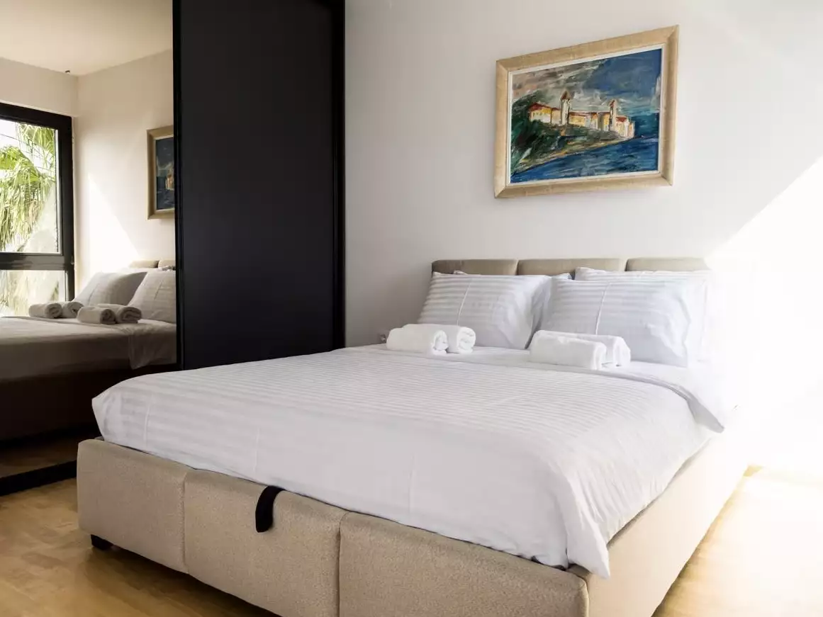 Flat 67m² in Montenegro, Sveti-Stefan. Priced at 250000€ rent photo-38