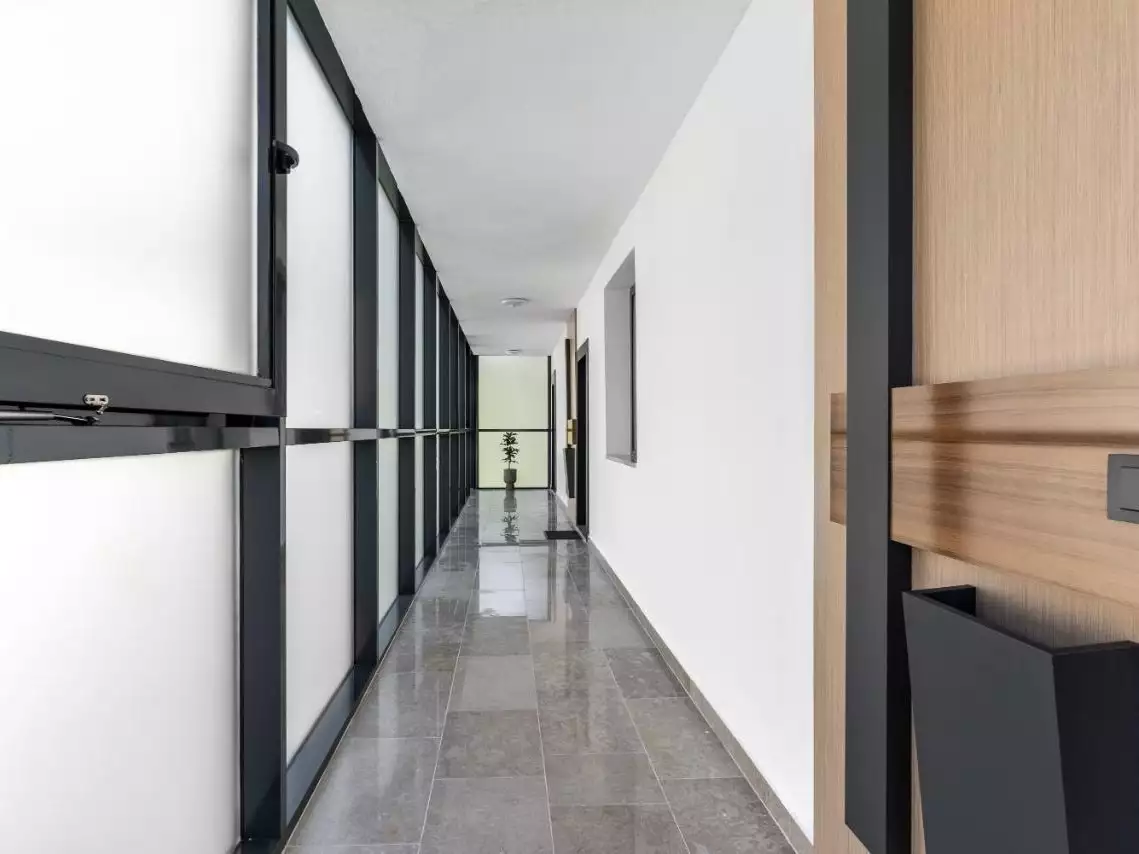 Flat 67m² in Montenegro, Sveti-Stefan. Priced at 250000€ rent photo-41
