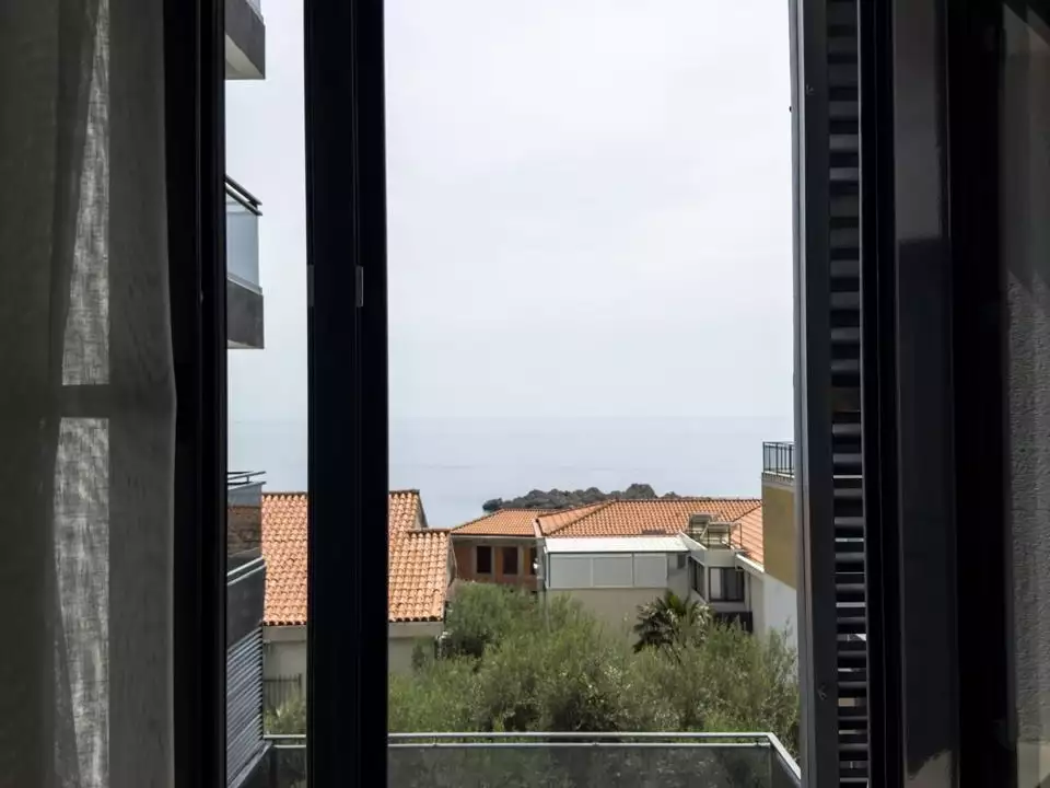 Flat 67m² in Montenegro, Sveti-Stefan. Priced at 250000€ rent photo-48