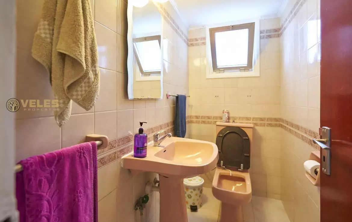 Villa 230m² in Cyprus, Caraolanol. Priced at 339300€ rent photo-24