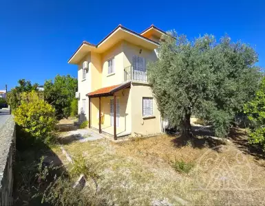 Buy in Cyprus for 538200€