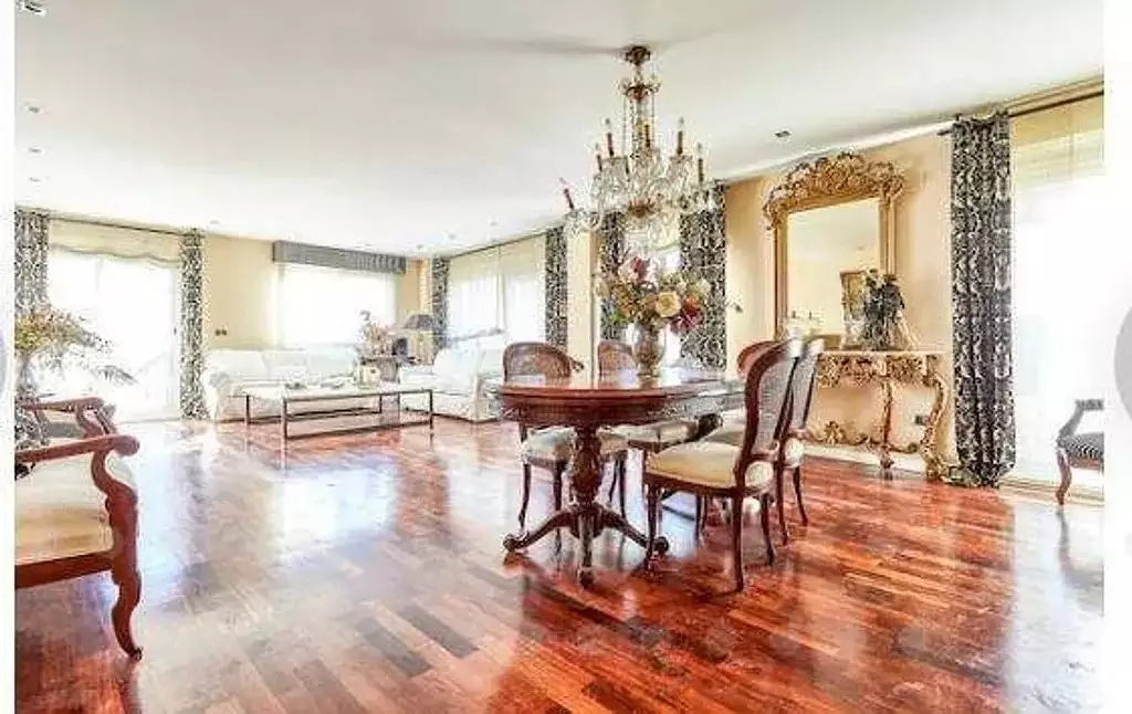 Flat 188m² in Spain, Alicante. Priced at 620000€ rent photo-3