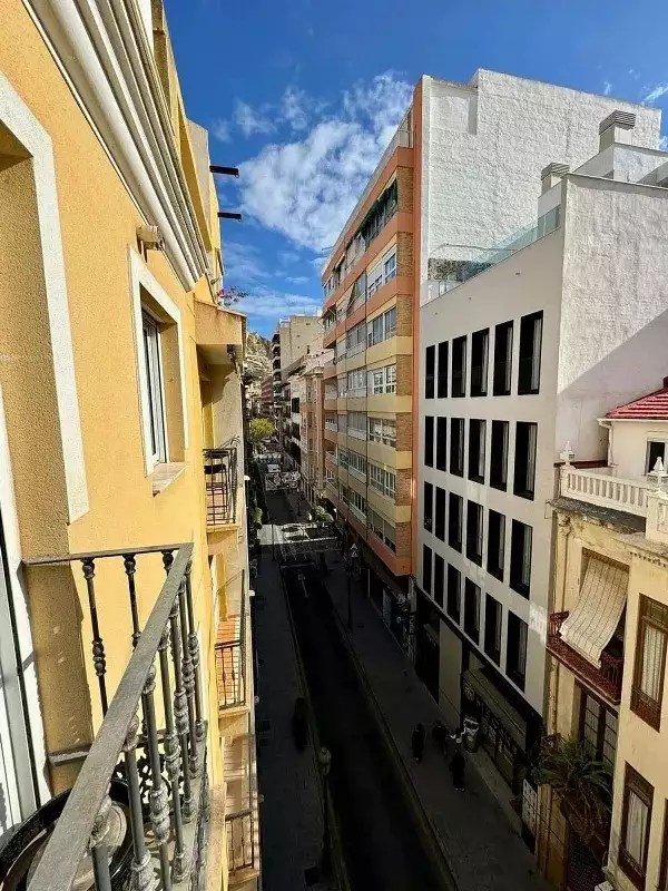Flat 188m² in Spain, Alicante. Priced at 620000€ rent photo-10