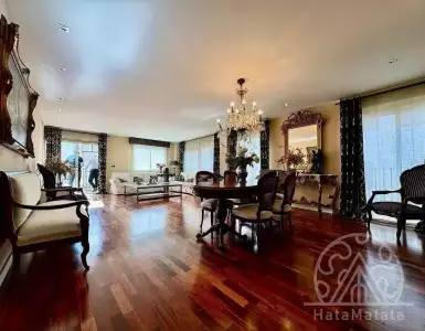 Buy in Spain for 620000€