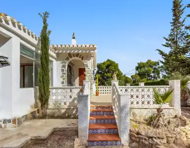 Buy in Spain for 460000€