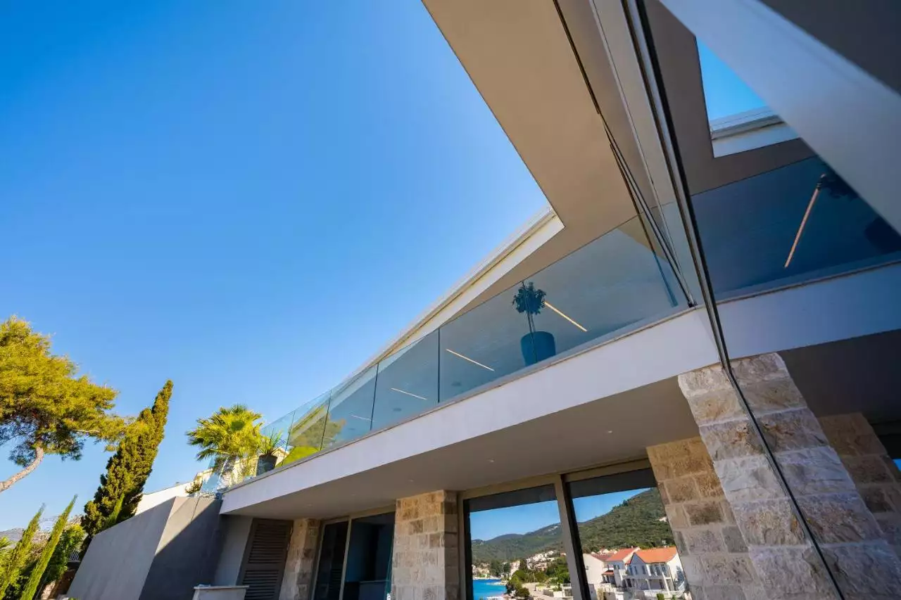 House 390m² in Croatia, Korcula. Priced at 2100000€ rent photo-6