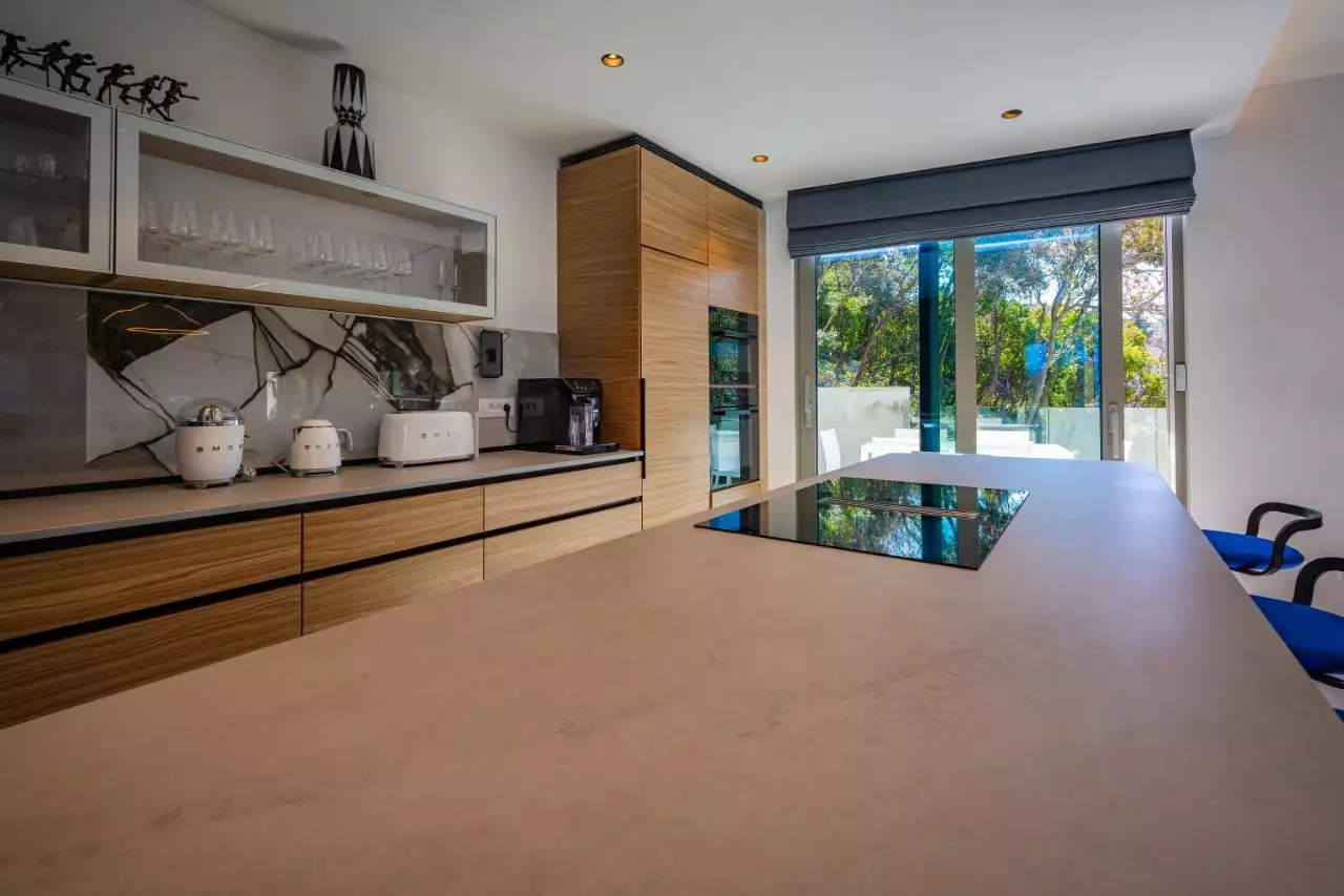 House 390m² in Croatia, Korcula. Priced at 2100000€ rent photo-22