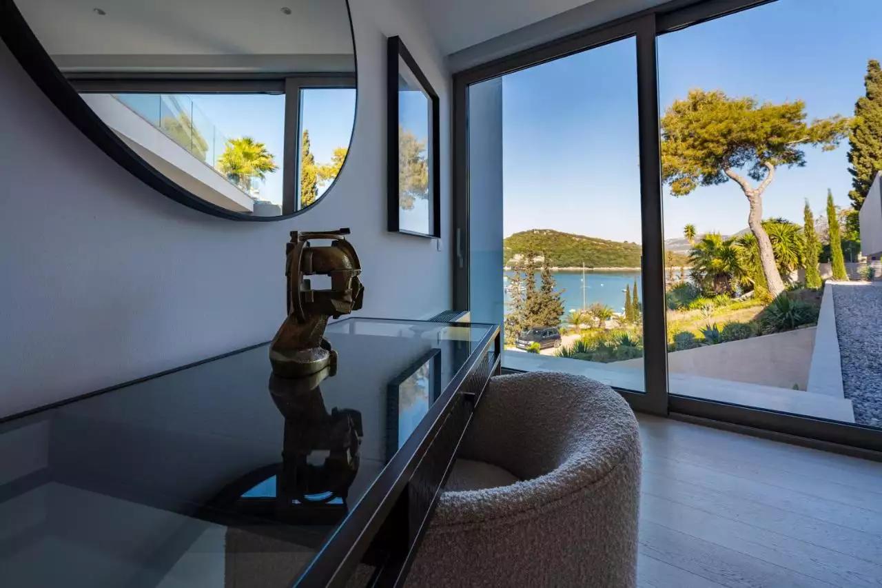 House 390m² in Croatia, Korcula. Priced at 2100000€ rent photo-28