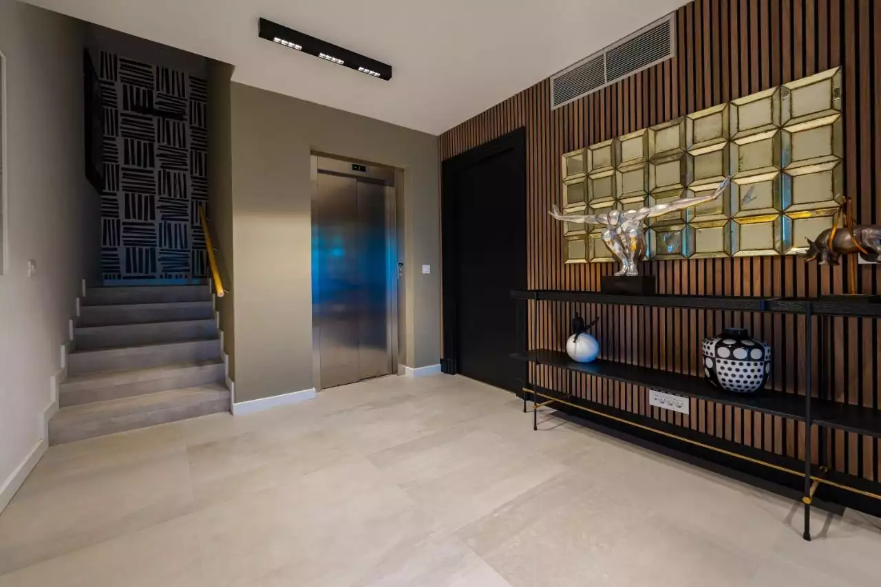 House 390m² in Croatia, Korcula. Priced at 2100000€ rent photo-33