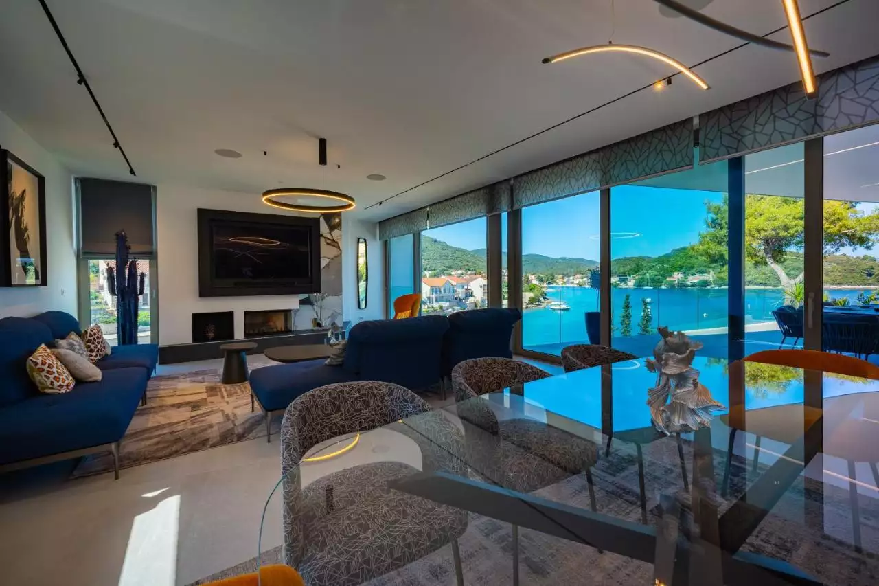 House 390m² in Croatia, Korcula. Priced at 2100000€ rent photo-41
