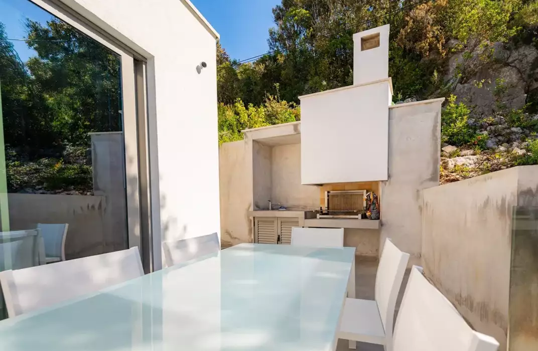 House 390m² in Croatia, Korcula. Priced at 2100000€ rent photo-47