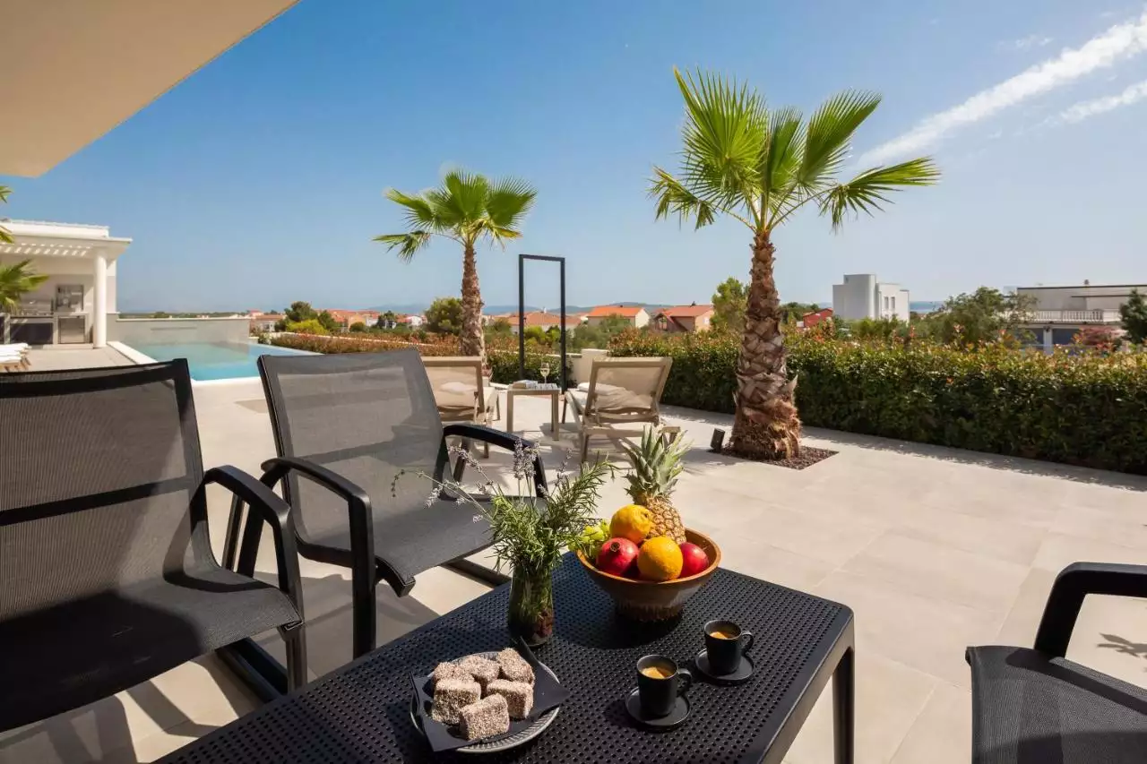 House 320m² in Croatia, Vodice. Priced at 1600000€ rent photo-16