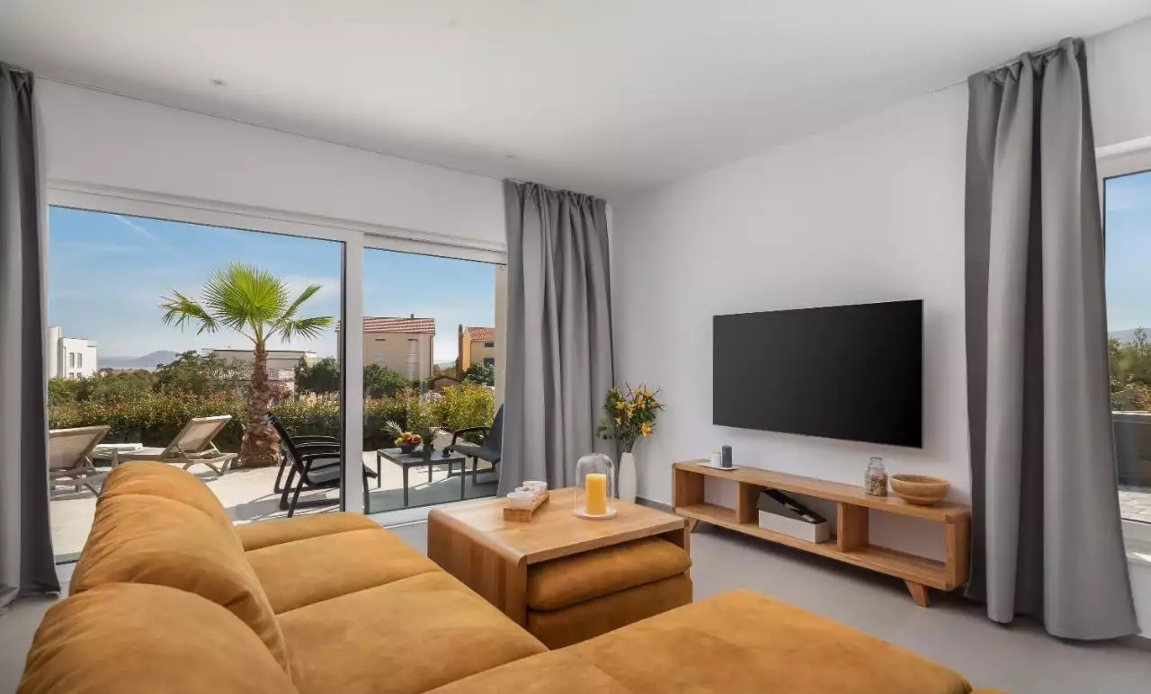 House 320m² in Croatia, Vodice. Priced at 1600000€ rent photo-28