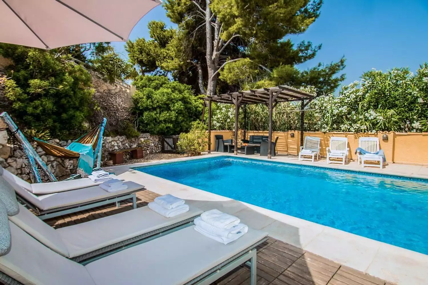 Villa 160m² in Spain, Kalp. Priced at 410000€ rent photo-2