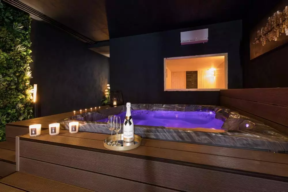 Villa 400m² in Croatia, Medulin. Priced at 2100000€ rent photo-20