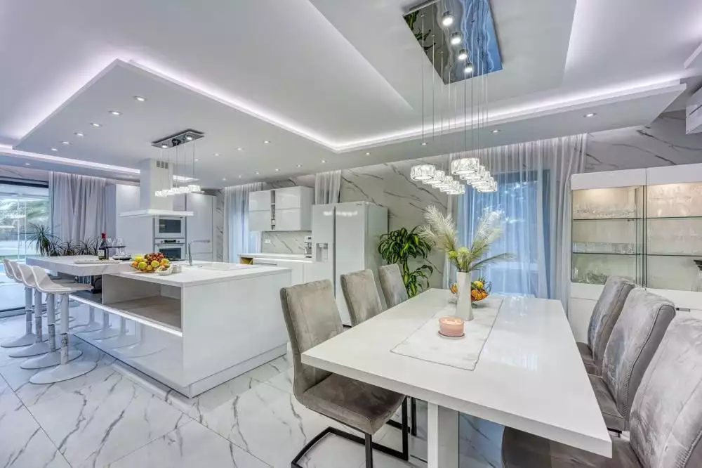 Villa 290m² in Croatia, Rovinj. Priced at 2350000€ rent photo-14