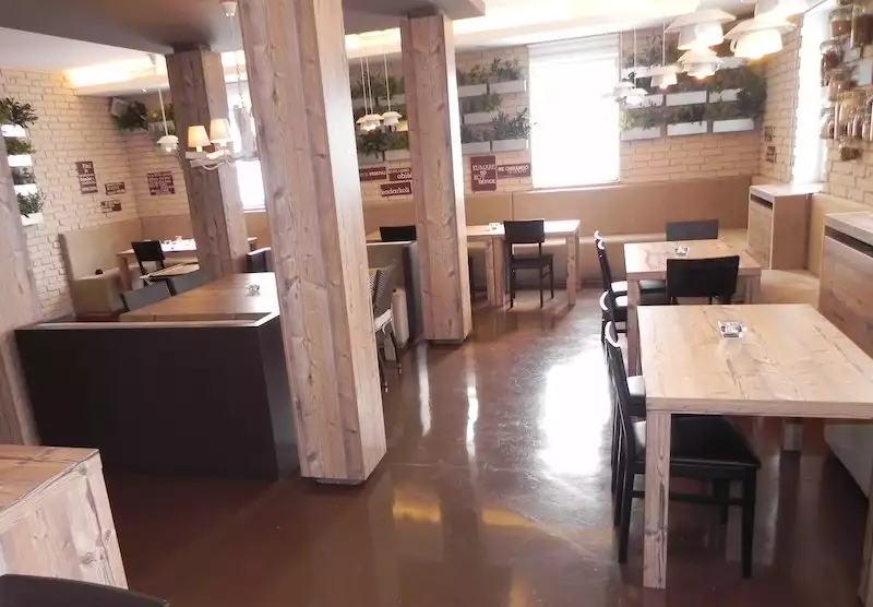 Cafes/Restaurants 482m² in Slovenia, Medvode. Priced at 597000€ rent photo-2