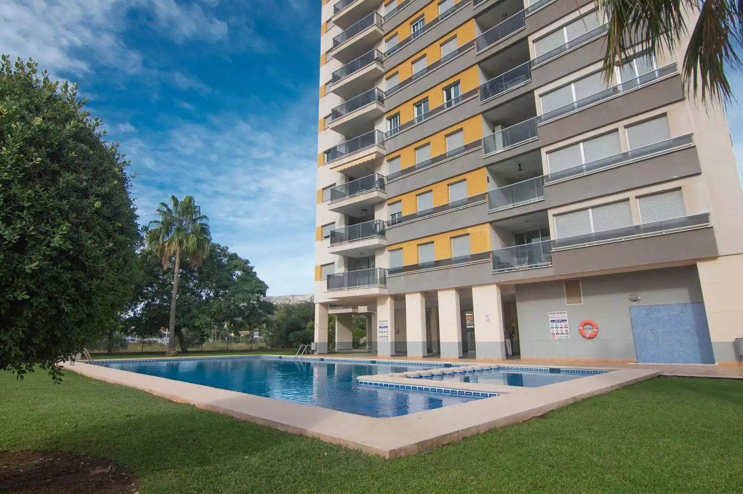 Flat 84m² in Spain, Kalp. Priced at 285000€ rent photo-1